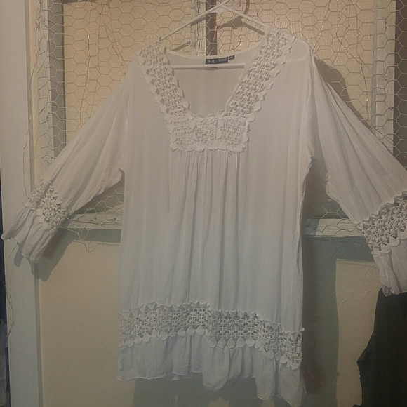S.R. FASHION Tops - White peasant top XXL by. S.R. Fashion